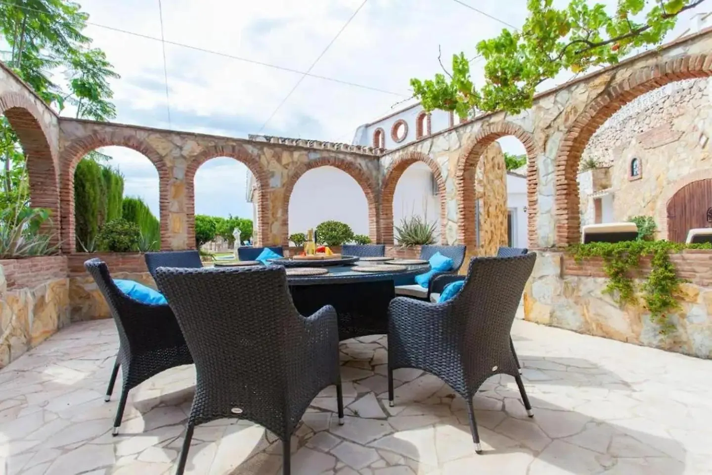 Summer Offers! Fabulous Luxury Villa Near The Beach Sleeps 8 Benalmádena